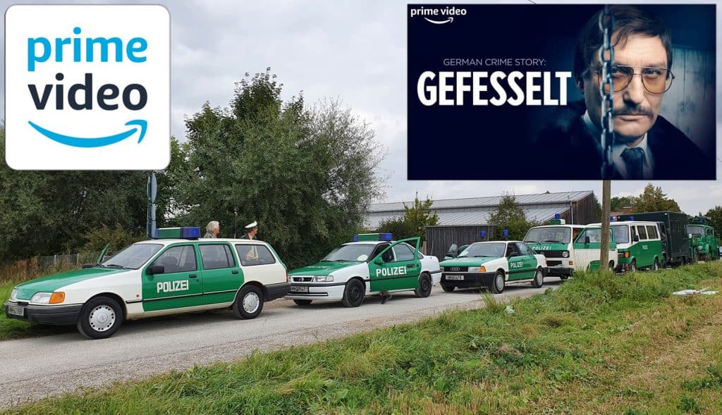 Einige der Marburger Polizeioldies kurz vor Drehbeginn der Amazon Prime True-Crime-Serie "Gefesselt" bei der Anfahrt in Oberhaching